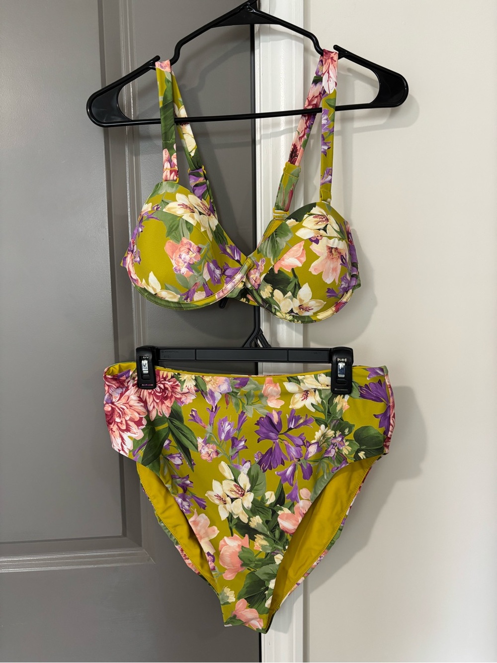 Express Body Contour High-Waisted Bikini Set